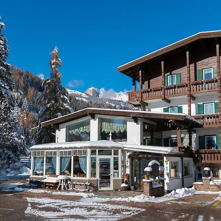 Hotel Al Lago Soraga Esterno foto